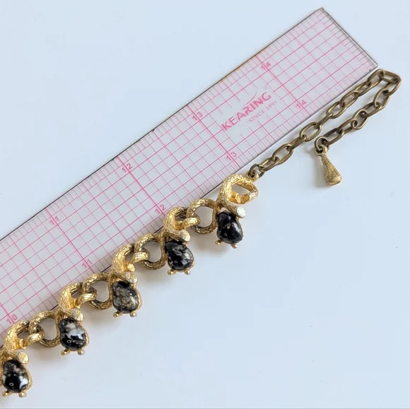 Vintage 1960's Judy Lee Gold Tone Necklace Black Marbled Cabochons - 15